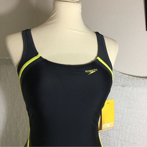 Speedo NWT Fitness One Piece Swimsuit Size 10 - Picture 6 of 11